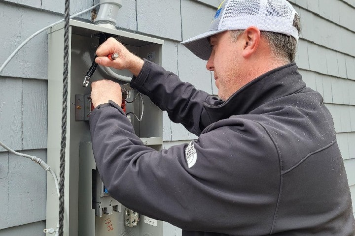 service panel electrician